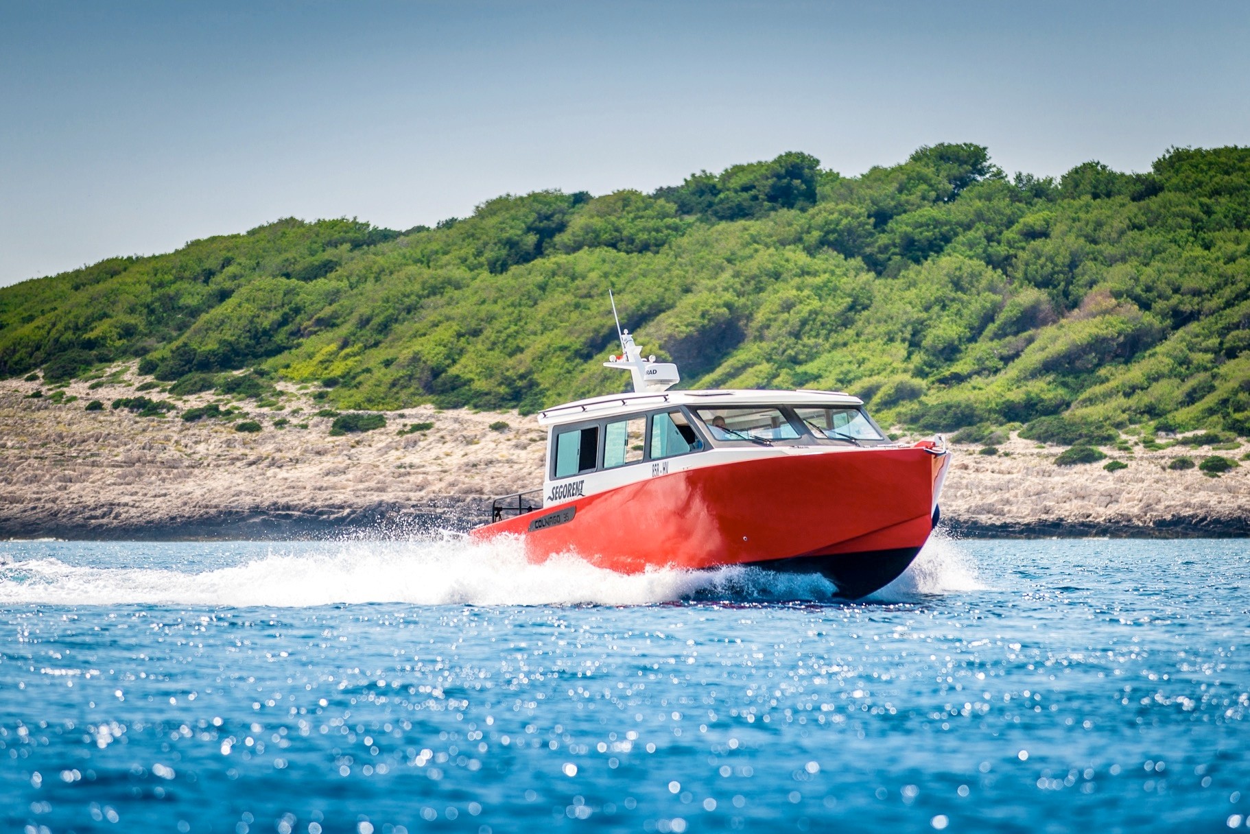 Transfer brzim brodom Hvar ⇄ Vis-Colnago 35 Kabina