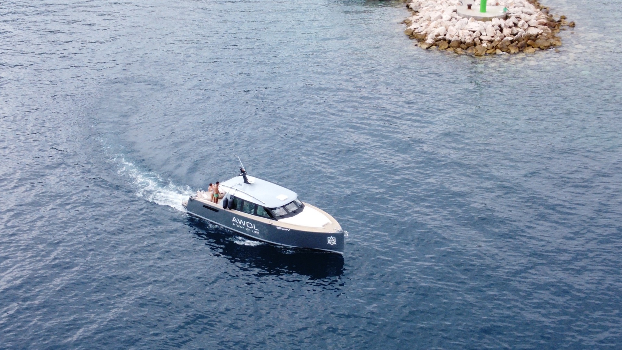 Brzi brodskiTransfer Hvar ⇄ Vis-Colnago 45 Cabin