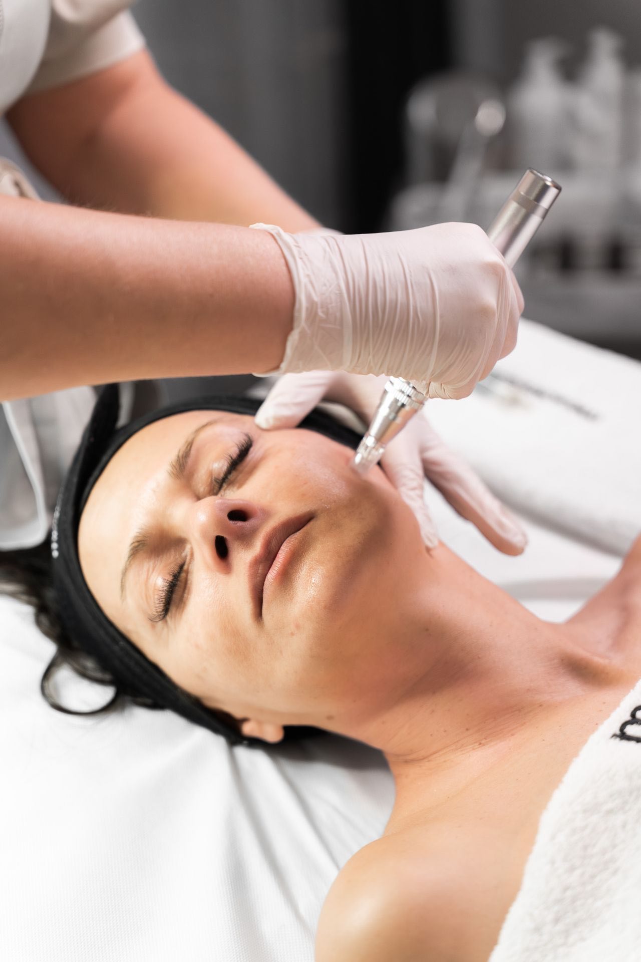 Facijalno dermaplaniranje-45min
